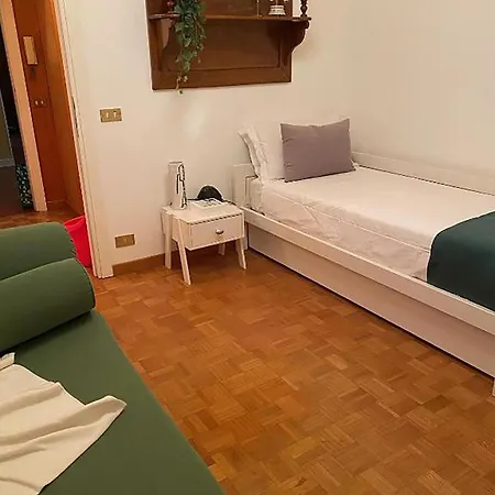 Maggie House By Ghor アパート