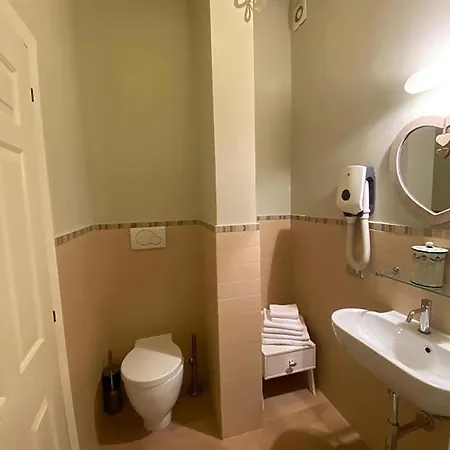 Maggie House By Ghor *