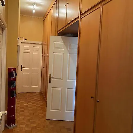 Maggie House By Ghor アパート